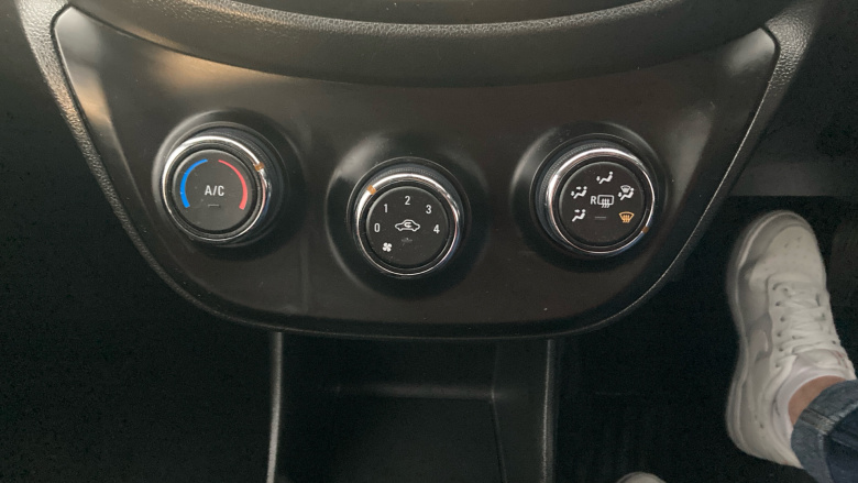 Vauxhall Viva 1.0 [73] SE 5dr [A/C] Petrol Hatchback